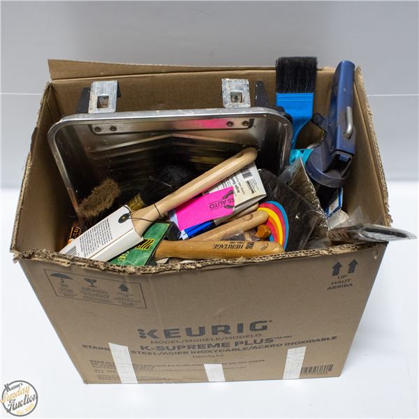 LOT OF PAINTING SUPPLIES
