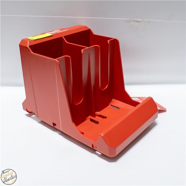 NEW MILWAUKEE TOOL PACKOUT TOOL STATION