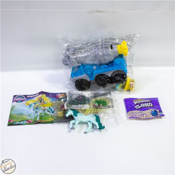 NEW KINETIC SAND + PLAYMOBILE PEGASUS PLAY