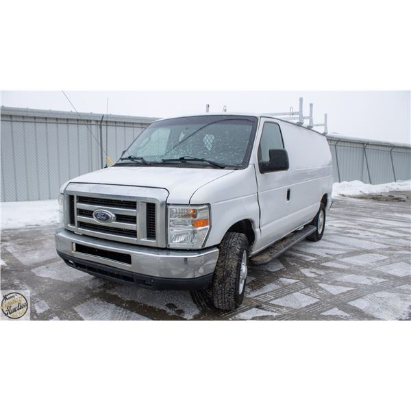 2012 FORD E-SERIES CARGO VAN