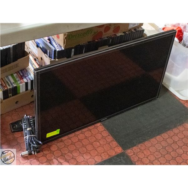 32 INCH TOSHIBA HDTV WITH WALL MOUNT