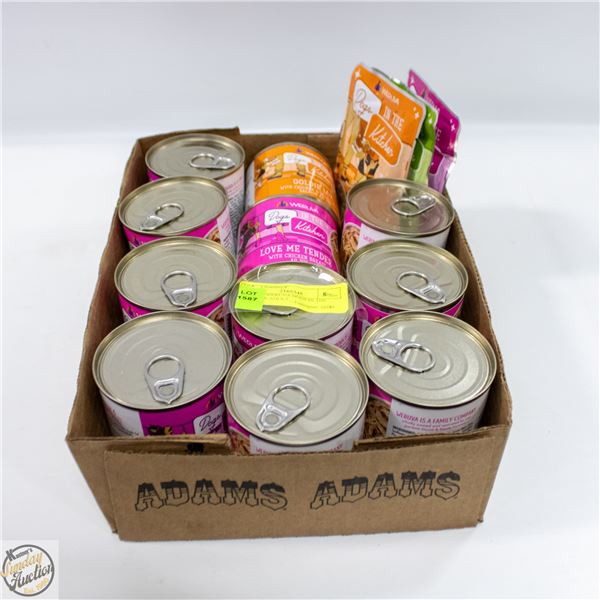 11x283G WERUVA DOGS IN THE KITCHEN ADULT