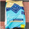 Image 1 : 26LB BLUE BUFFALO ADULT DOG FOOD FISH