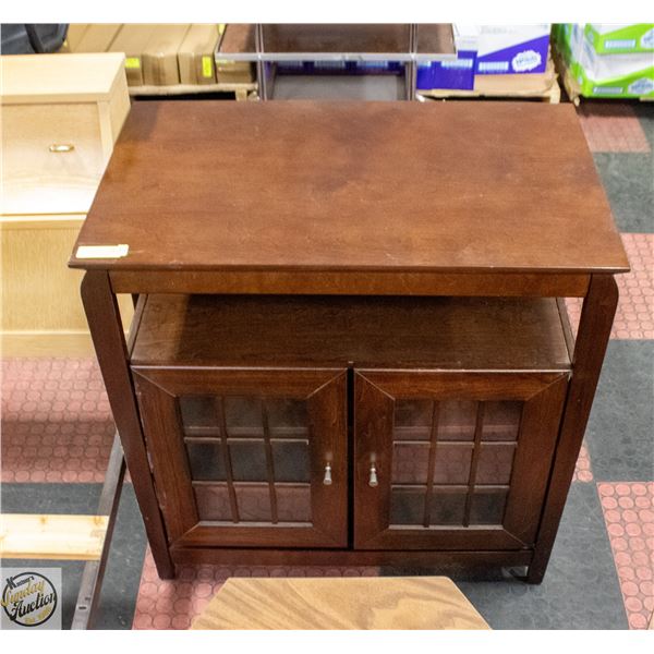 BROWN CABINET STYLE TV STAND