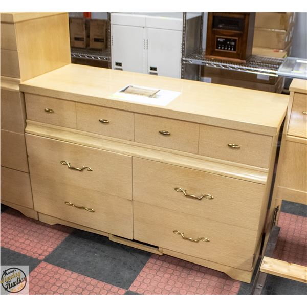 FITTON-PARKER VINTAGE 6 DRAWER BEDROOM