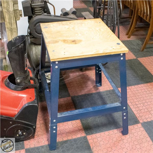 MASTERCRAFT WORK BENCH