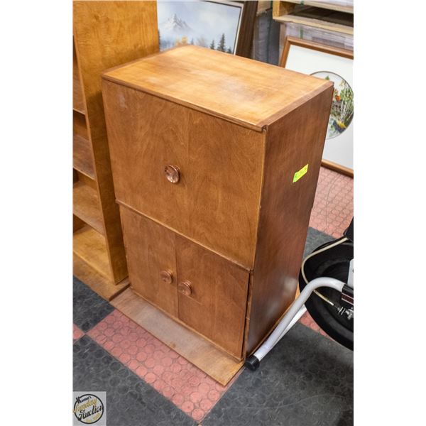 SWIVEL DISPLAY CABINET 32" TALL MANY SHELVES