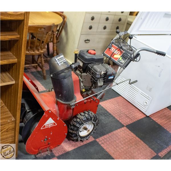 TORO 724 SNOWBLOWER