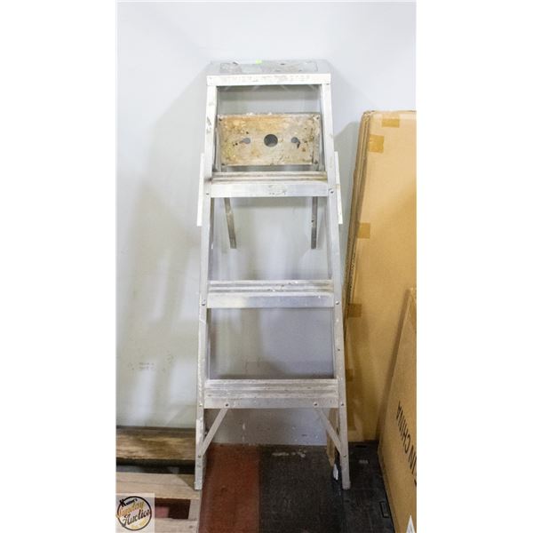 HOUSEHOLD PAINTER LADDER 3 STEPS