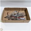 Image 1 : LOT OF VARIOUS PLIERS