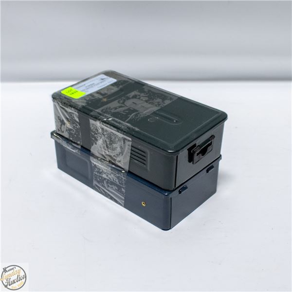 2 VINTAGE METAL CASE WITH DRILL BITS