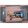 Image 1 : LOT OF VARIOUS GARAGE TOOLS