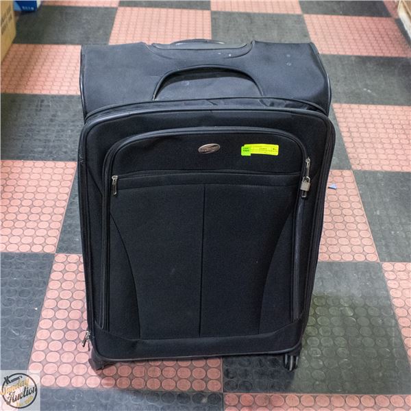AMERICAN TOURISTER 360 ROLLER 4 WHEELED SUITCASE