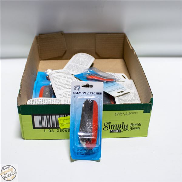 12 X SALMON OR PIKE FISHING LURES