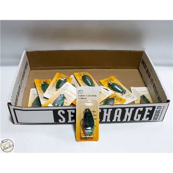 12 X SALMON OR PIKE FISHING LURES