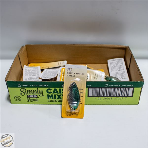 12 X SALMON OR PIKE FISHING LURES