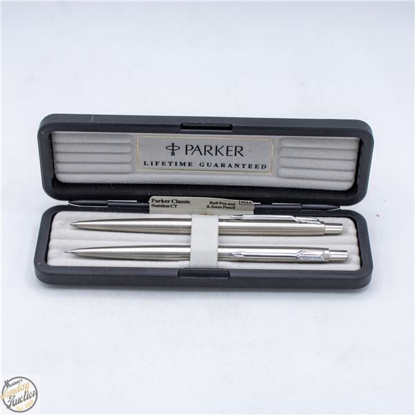 VITAGE PARKER PEN AND PENCIL SET