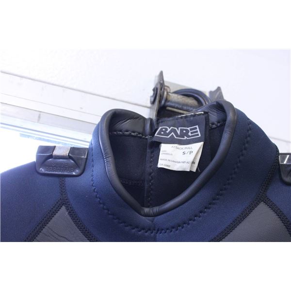 Neoprene Bare one-piece diving suit in size SP, featuring a navy and black design