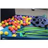 Image 1 : Kids Straws and Connectors Building Play Set With Assorted Pieces
