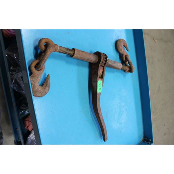 Steel load binder featuring a ratchet mechanism and dual hooks 