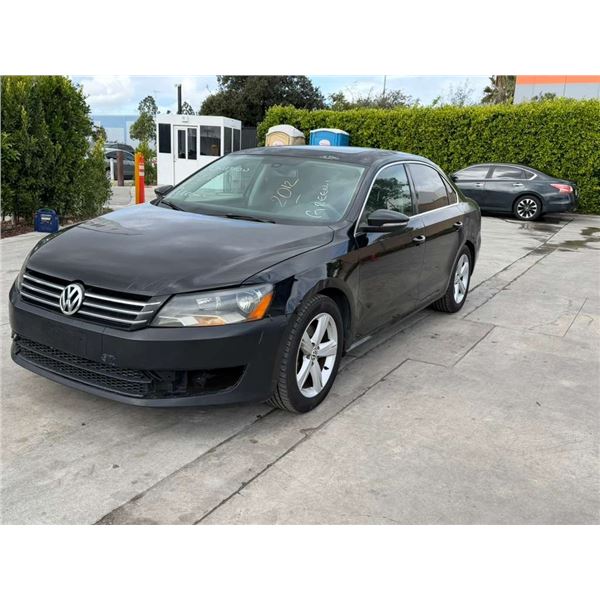 VOLK PASSAT 2012 T-DONATION