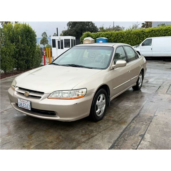 HOND ACCORD 2000 T-DONATION