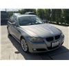Image 2 : BMW  328I 2011 SALV T/DONATION