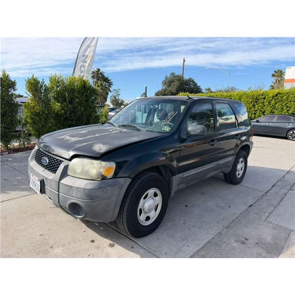 FORD  ESCAPE 2005 T-DONATION