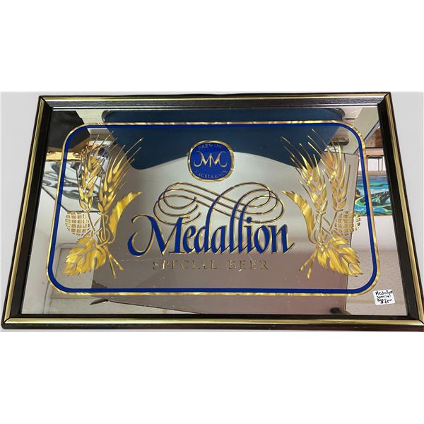 Framed Medallion Special Beer Mirror