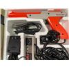 Image 3 : Nintendo Entertainment System NES Action Set Console with Zapper, Controllers, Games, and Original B