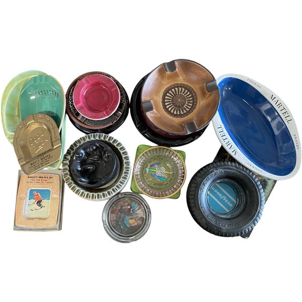 Mixed Lot of Vintage Ashtrays & Advertising Souvenirs
