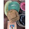 Image 2 : Mixed Lot of Vintage Ashtrays & Advertising Souvenirs