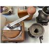Image 5 : 5 Assorted Vintage Hand-Crank Coffee Grinders