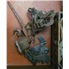 Image 5 : Mixed Vintage Workshop Tools - Chain Hoist, Come-Along, Pulleys, and More