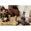 Image 3 : Lot of Vintage Painted Folk Art Figurines & Miniatures