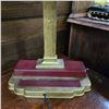 Image 2 : Vancouver - Vintage Art Deco Industrial Red & Gold Banker Table Desk Lamp