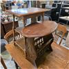 Image 3 : Vancouver - Vintage Farmhouse Wooden Extendable Dining Set, includes 4 assorted Chairs & 2 Side Tabl