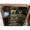 Image 5 : Vancouver - 1940's Antique Marconi Floor Model Radio Console (Untested)