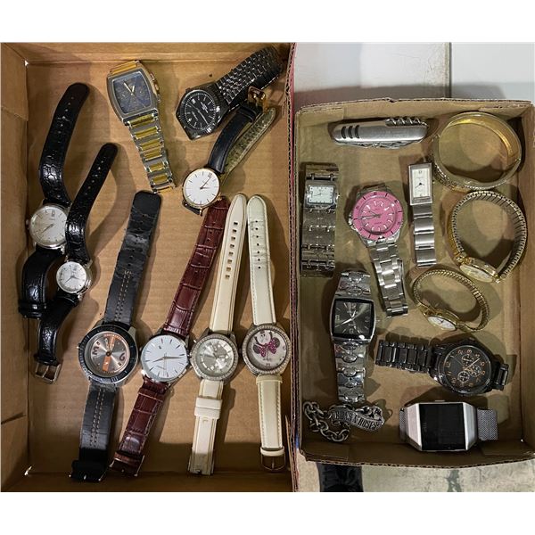 Vancouver - Set of 2 Trays full of Vintage Watches & Chains (approx. 20 pcs)