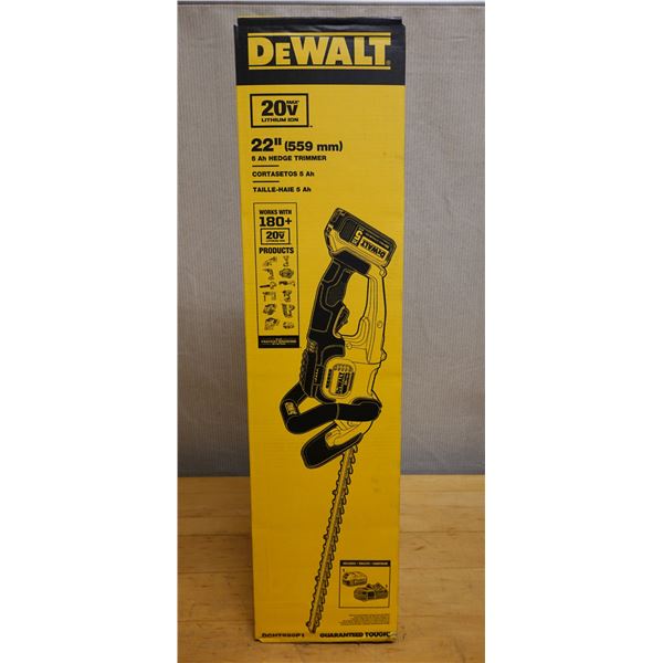DeWalt DCHT820P1 Hedge Trimmer w/ Battery & Charger New in Box