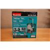 Image 6 : Makita GRM02 Job Site Radio New in Box