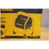 Image 2 : DeWalt DWFP55130 Quiet Trim Compressor New in Box