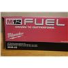 Image 8 : Milwaukee 2555-22 Stubby Impact Wrench Kit w/ Battery, Charger & Case New in Box