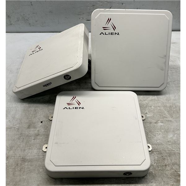 (3) Alien #ALR-8697 / 866-960 MHz Circular Antennas