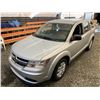 Image 4 : PARKSVILLE - 2014 DODGE JOURNEY SILVER 220812 KMS - P176432