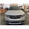Image 6 : PARKSVILLE - 2014 DODGE JOURNEY SILVER 220812 KMS - P176432