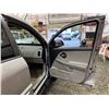 Image 37 : PARKSVILLE - 2005 CHEVY EQUINOX  SILVER 172836 KMS - B006364