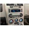 Image 53 : PARKSVILLE - 2005 CHEVY EQUINOX  SILVER 172836 KMS - B006364