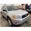 Image 9 : PARKSVILLE - 2008 TOYOTA RAV4 SILVER  143498 MILES - D130718