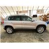 Image 11 : PARKSVILLE - 2009 VOLKSWAGEN TIGUAN GREY 224529 KMS - P533793